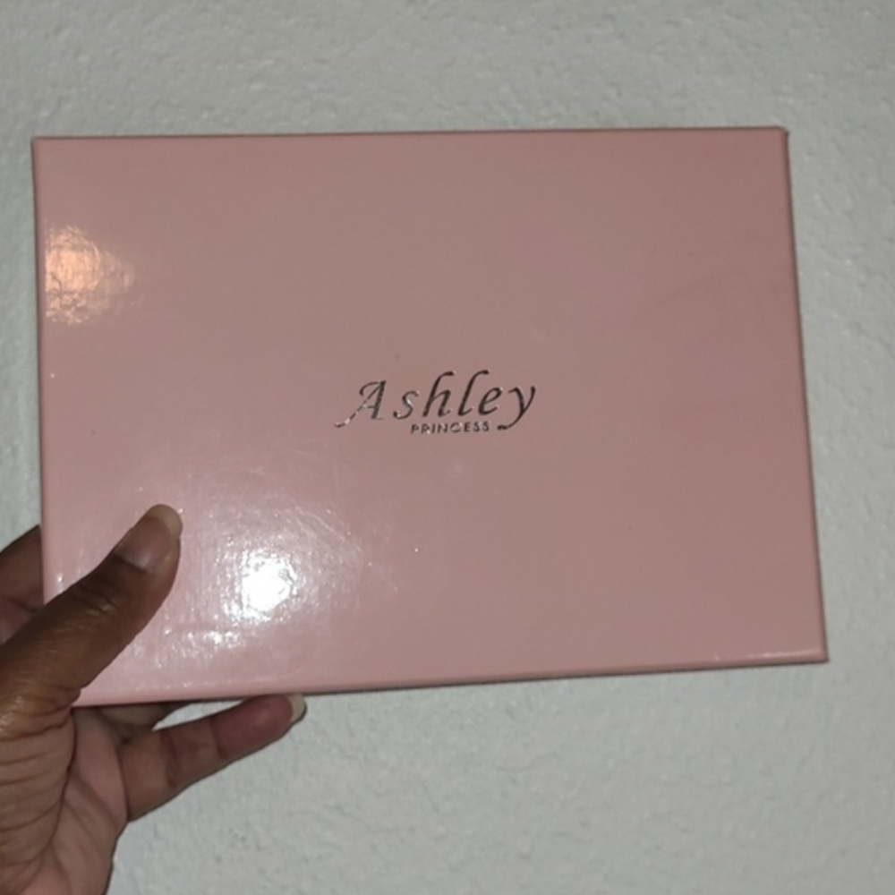 Ashley Wallet and Watch with Rhinestones Matching Set Styling Accessories NWOT